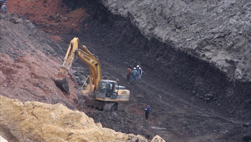 Illegal Chinese Gold Mining in DRC Sparks Environmental and Economic Crisis